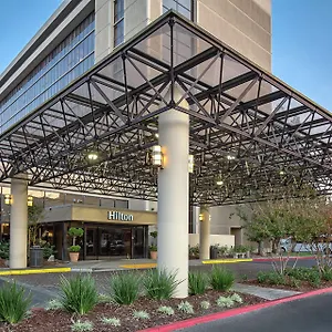 3* Otel Hilton Arden West
